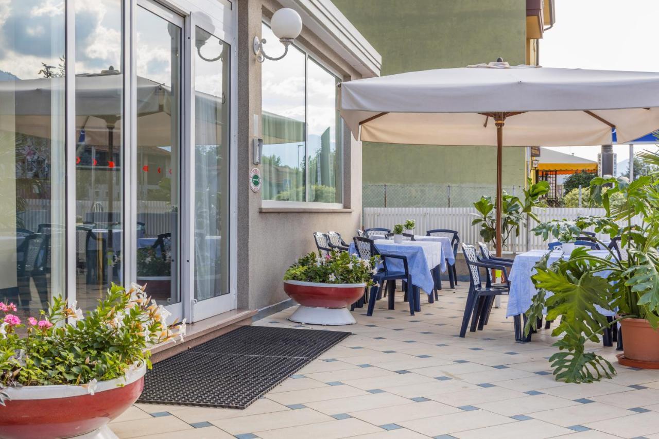 Aviano Palace Hotel Buitenkant foto