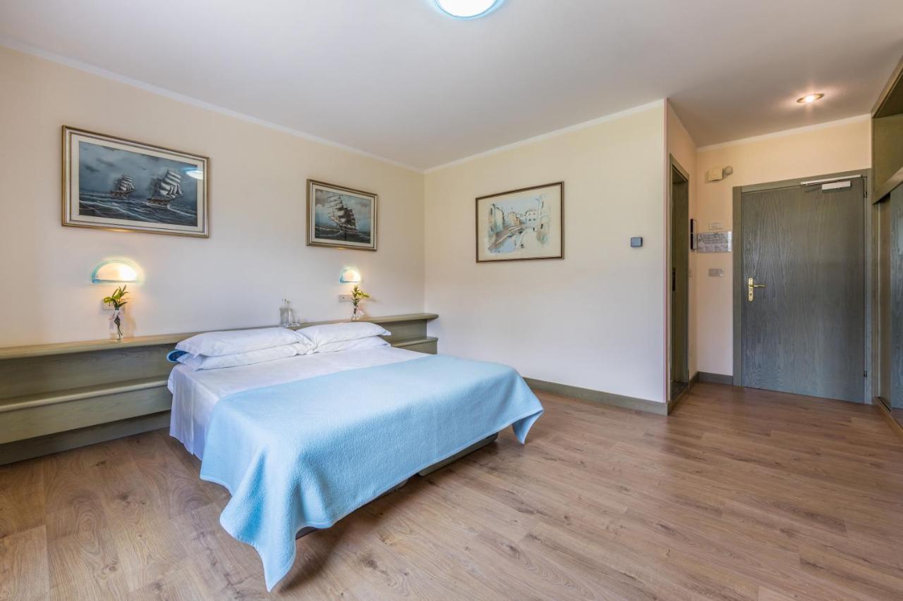 Aviano Palace Hotel Buitenkant foto