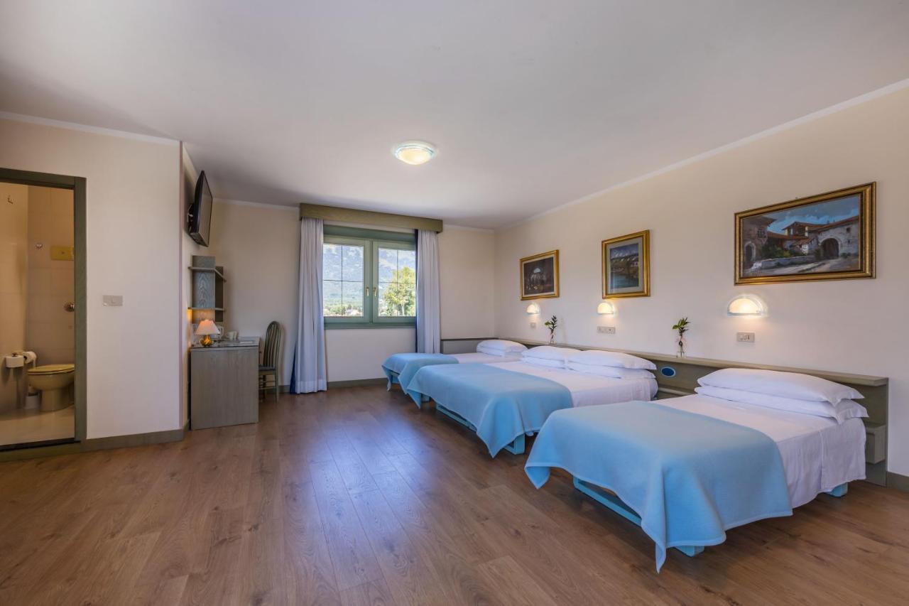 Aviano Palace Hotel Buitenkant foto